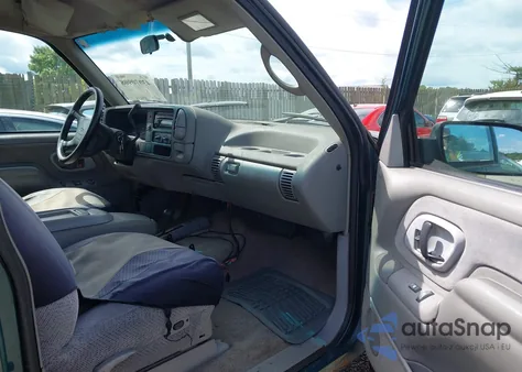 1995 Chevrolet Gmt-400 K1500 из США, поврежденный, VIN 1GCEK19K0SE202157